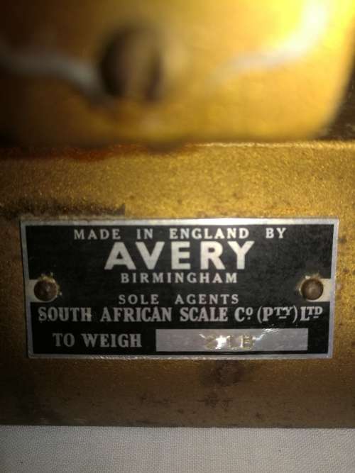 VINTAGE AVERY 2LB SCALE