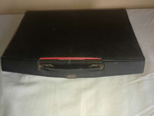 LOVELY VINTAGE MAH-JONG SET