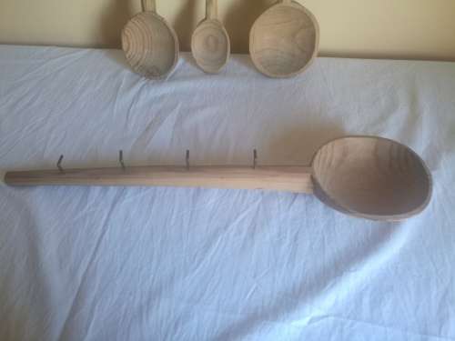 4 X ASSORTED ORNAMENTAL WOODEN SPOONS