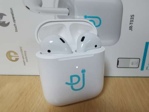 Headsets BRAND NEW SEALED PowerUp True Wireless Professional Earpods BARGAIN SUPER AUDIO AUTO PAIRING was sold for 100.00 on 1 Oct at 23 46 by DenMal5853 in Mamelodi ID 596258836