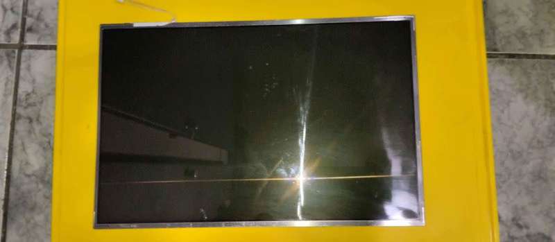 LP154WX4 (TL)(C8) 15.4` LAPTOP LCD SCREEN