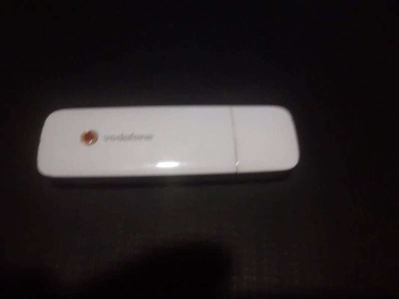 ZTE Vodafone K3805-Z 3G Mobile Connect USB Modem