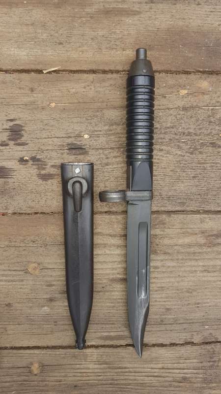 ASSORTED DAMAGED BAYONETS