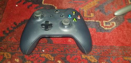 X BOX ONE X
