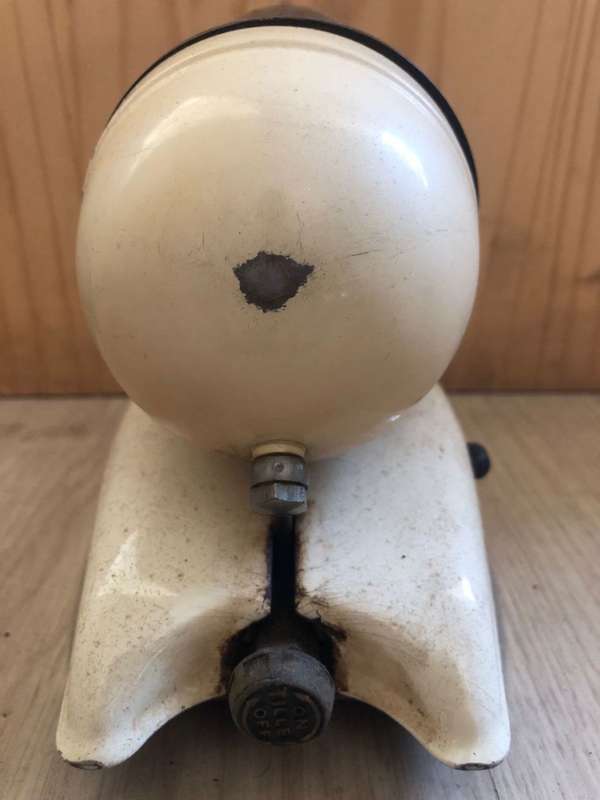 Vintage TILLEY model D.N. 250 domestic Iron