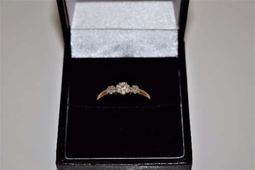 *WOW* 21 diamond flower cluster ring SOLID GOLD 9k