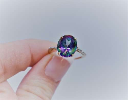 *MAGNIFICENT* Mystic topaz DIAMOND ring 10kt YELLOW GOLD