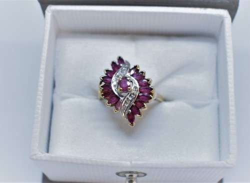 *INCRDIBLE*precious over 1ct RUBY DIAMOND ring 10k gold