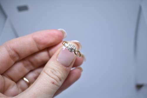 *LATE ENTRY* solid 10k gold DIAMOND RING