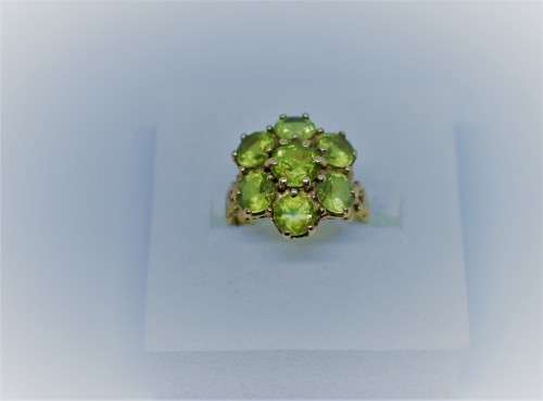 WOW*RARE* natural peridot vintage ring solid 9k yellow gold