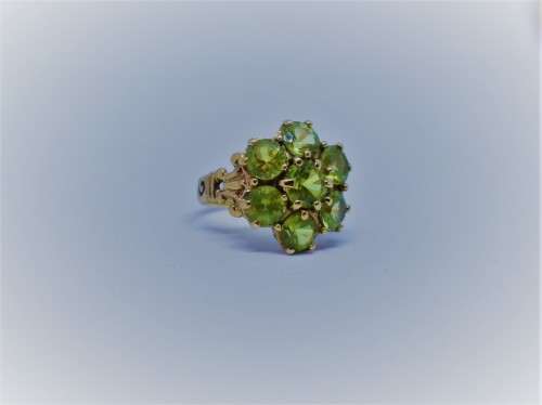 WOW*RARE* natural peridot vintage ring solid 9k yellow gold