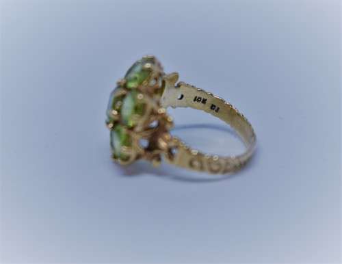 WOW*RARE* natural peridot vintage ring solid 9k yellow gold