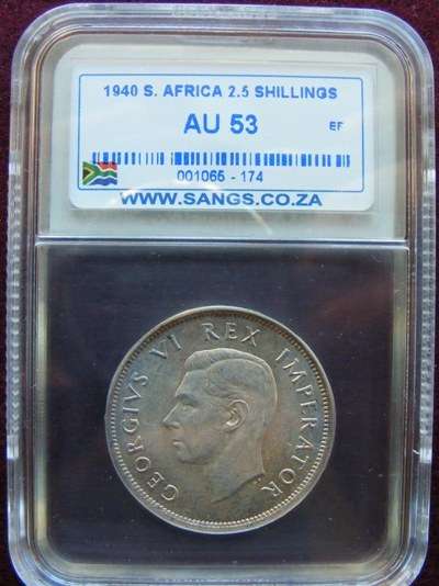 1940   graded SA UNION HALF CROWN AU 53