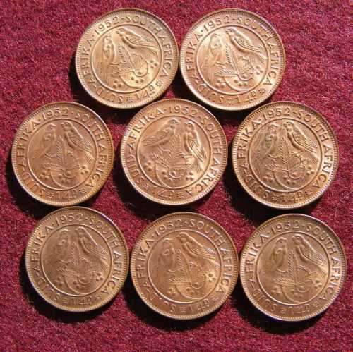 8  1952. UNC farthings with full metallic  lustre.  Rare in this condition.