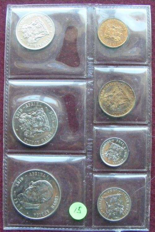 RSA 1985 UNC SET WITH 80%  silver R1