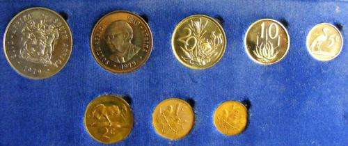 1979   RSA SHORT PROOF SET IN BLUE SA MINT BOX  .HERNS CV  R450