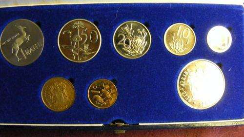 1987 RSA SHORT PROOF SET IN BLUE SA MINT BOX  .HERNS CV  R500