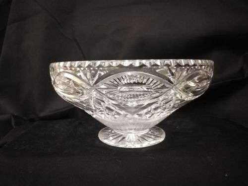 GLASS FRUIT BOWL