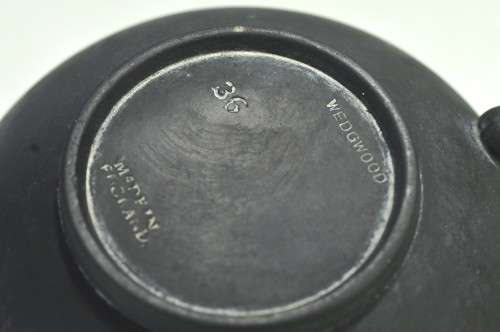 Black Jasperware Wedgwood One Cup Teapot (1pc)
