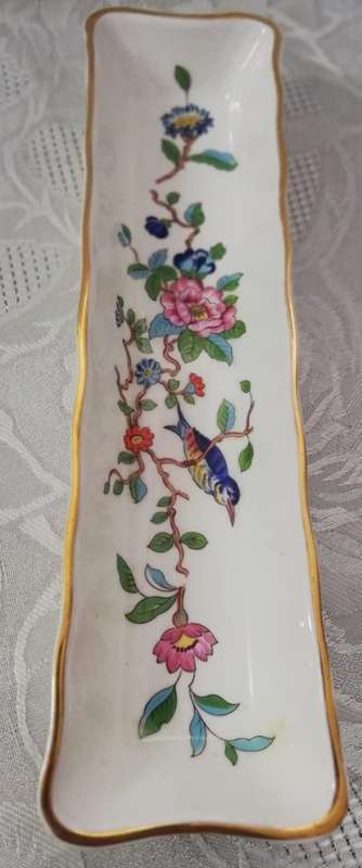 Boxed `Aynsley` fine bone China trinket dish and Boxed `Aynsley` cake plate and matching cake lifter