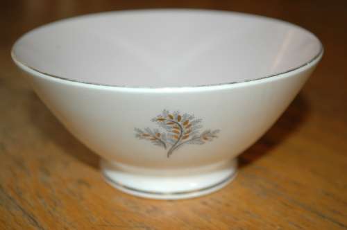 ROYAL ALBERT SUGAR CANDY SUGAR BOWL