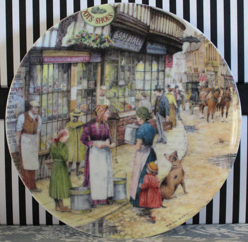 Davenport: Cry's of London- The Milkmaid 1991 Limited Edition