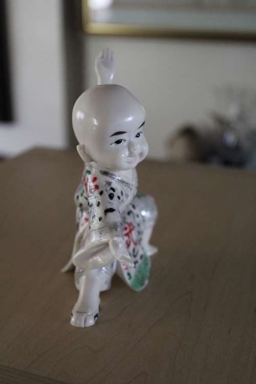 FIGURINE # 4