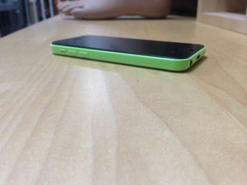 Wednesday Special : Apple IPhone 5c