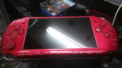 SONY PSP (RADIANT RED) & GTA VICE CITY