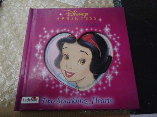Snow White : Two Sparkling Hearts