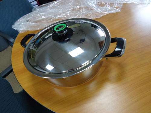 AMC Cookware 30cm Roaster Pot - Brand New