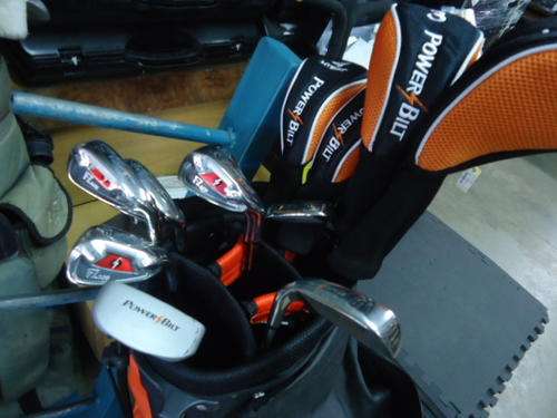 Power Bilt Golf Set (12 Clubs and Bag)
