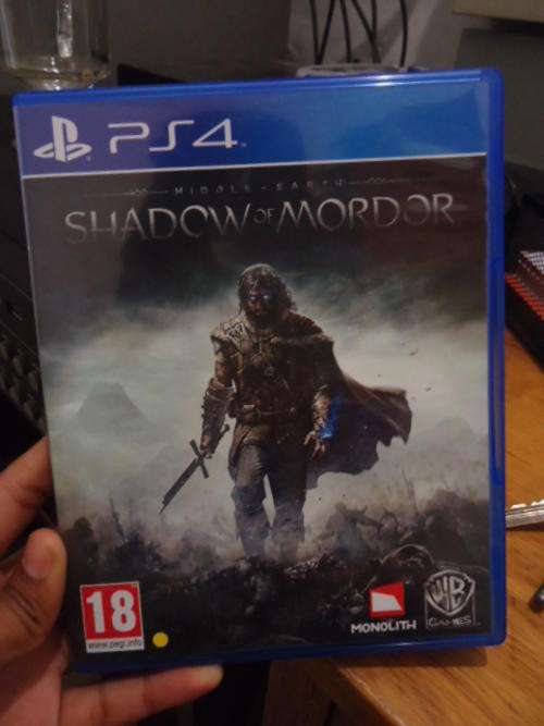 Middle - Earth: Shadows of Mordor - PS4 Game