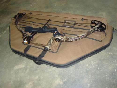Mission by Matthews Right Handed Bow + Arrow Making Kit & 30+ Arrows w/ Bag 70lbs Draw Strength