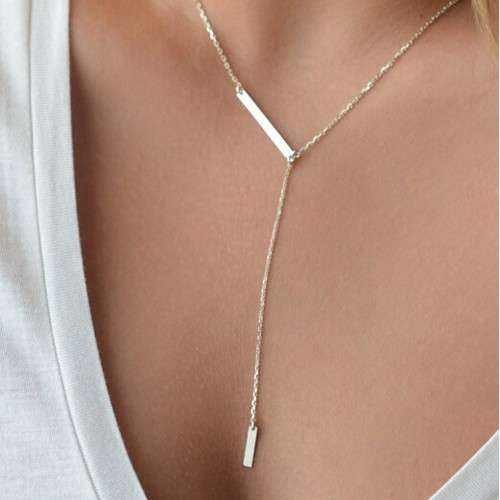 VERTICAL HAMMERED BARCHARM INFINITY PENDANT NECKLACE