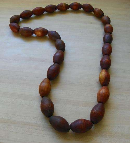 SOLID WOOD NECKLACE 79CM