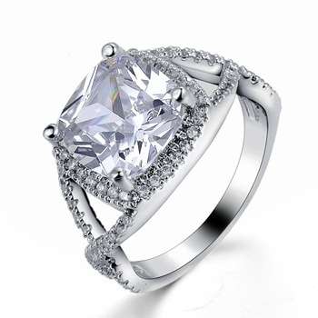 18K WHITE GOLD PLATED AUSTRIAN CRYSTAL RING SIZE 7