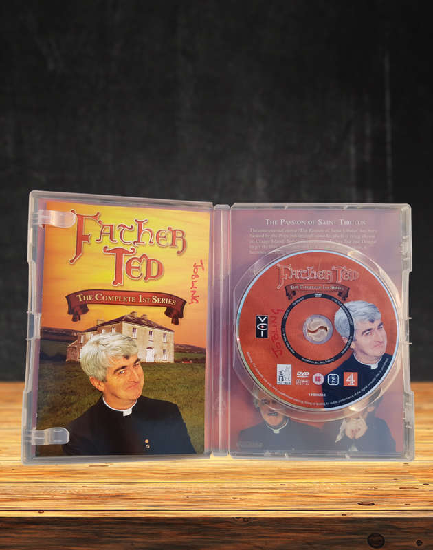 Father Ted: The Complete First Series [DVD]  Classic British-Irish Comedy  Region 2