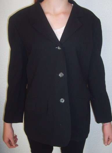 BLACK JACKET. MARELLA MADE IN ITALY. SIZE 16