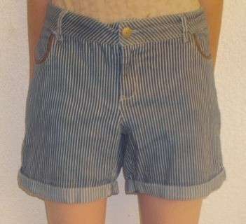 BLUE STRIPED DENIM SHORTS. SIZE 38. AS NEW