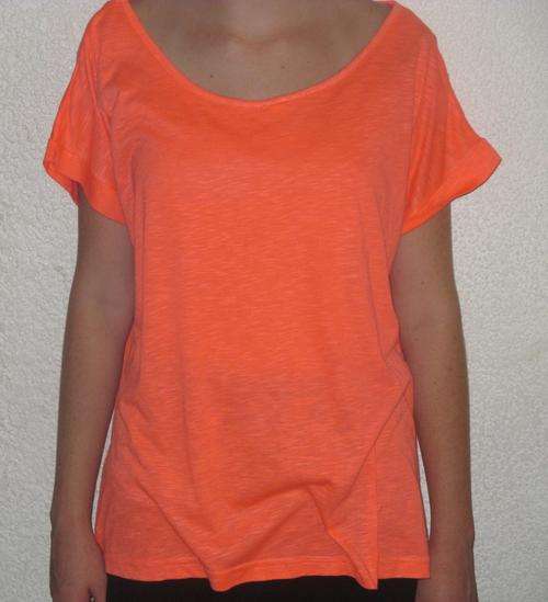 ORANGE T.  SIZE XXL. AS NEW