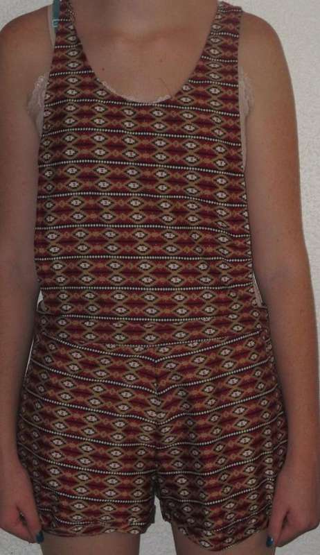 GEOMETRIC PRINT JUMPSUIT SHORTS. SIZE S. AS NEW
