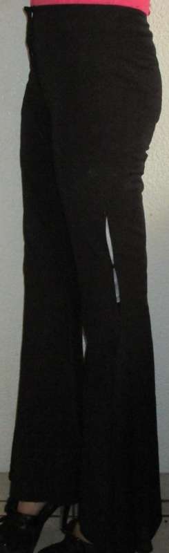 STUNNIN BLACK PANTS. WIDE LEG. OPENINGS AT SIDE. TRUWORTHS GLAMOUR. SIZE 30
