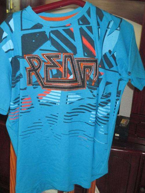BLUE APPLIQUED T. SIZE XL. AS NEW