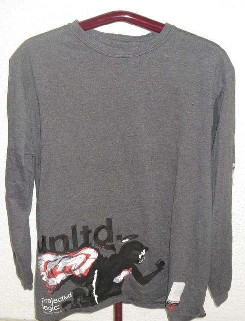 LONG SLEEVE ECHO UNLIMITED T. SIZE MEDIUM. CONDITION VERY GOOD
