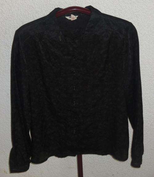SILKY BLACK LONG SLEEVE SHIRT. SIZE 12. CONDITION GOOD