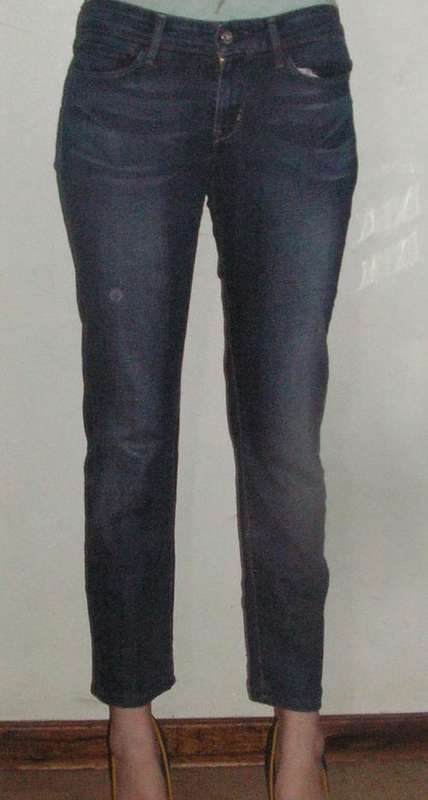 SKINNY JEAN. SIZE 10. AS NEW