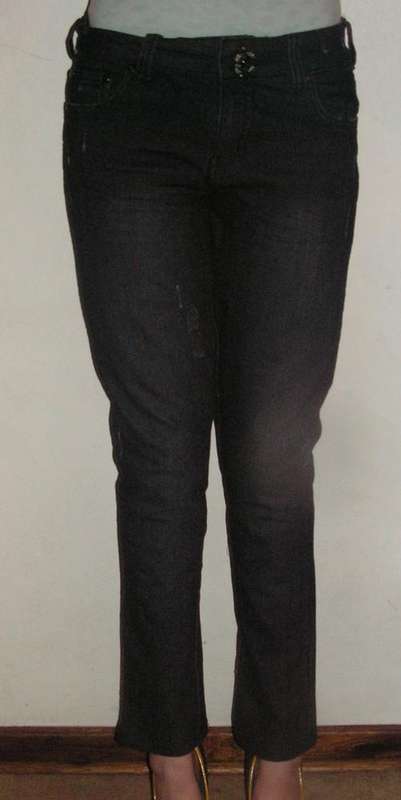 BLUE BLACK JEAN. SIZE 10.  AS NEW