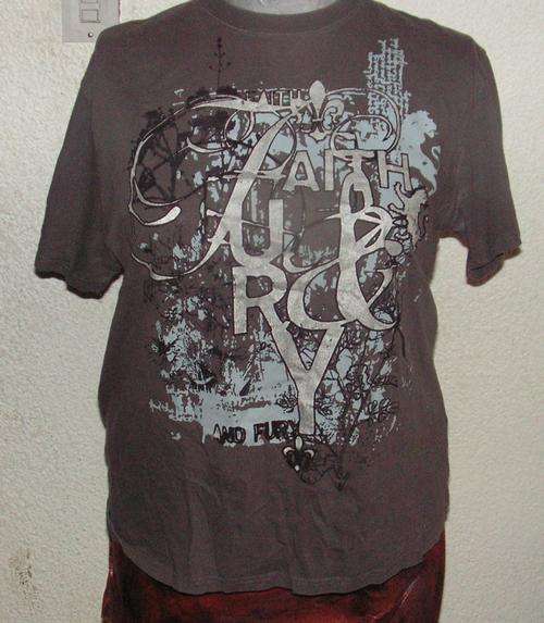 BROWN PRINTED T. SIZE XL. AS NEW