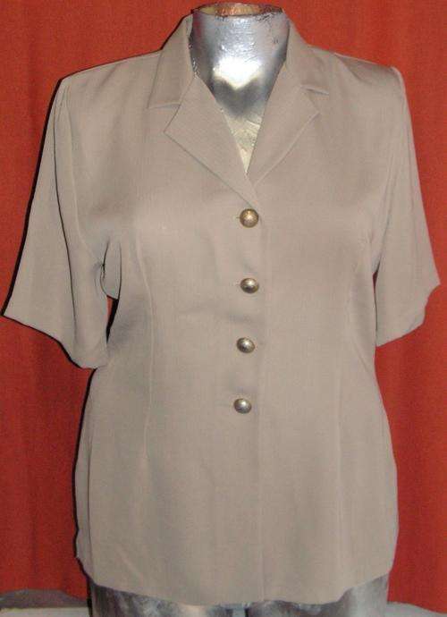 TAN JACKET. SIZE 36.